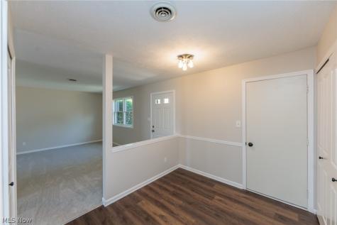 126 Royal Crest Drive Seville OH 44273