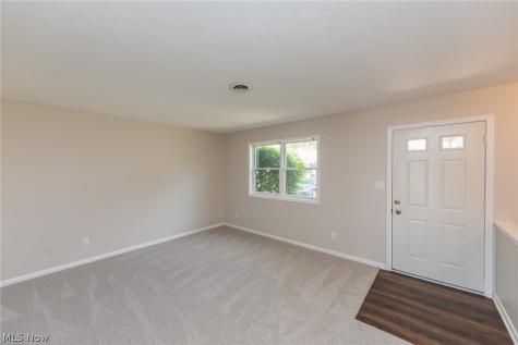 126 Royal Crest Drive Seville OH 44273