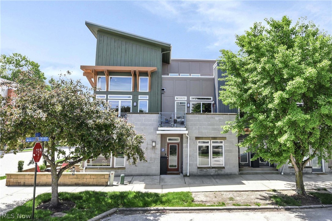7407 Battery Park Boulevard Cleveland OH 44102