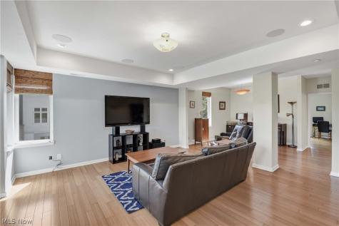 7407 Battery Park Boulevard Cleveland OH 44102