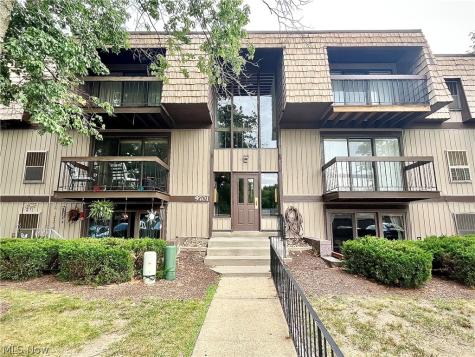 9701 Sunrise Boulevard North Royalton OH 44133