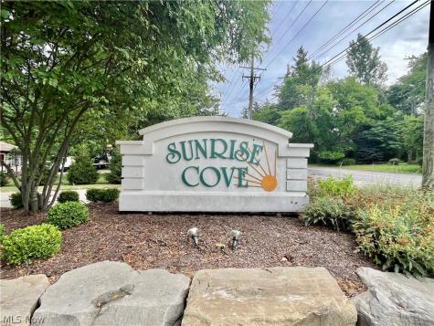 9701 Sunrise Boulevard North Royalton OH 44133