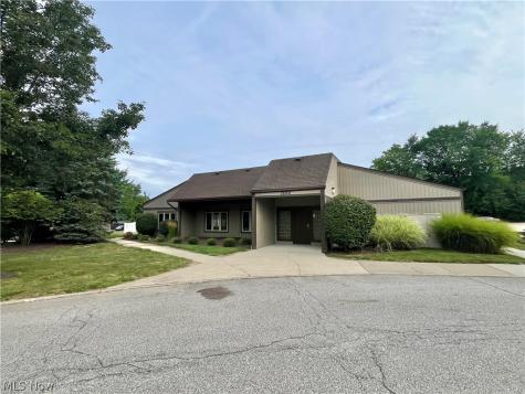 9701 Sunrise Boulevard North Royalton OH 44133