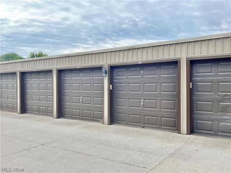 9701 Sunrise Boulevard North Royalton OH 44133