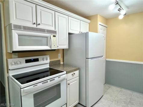 9701 Sunrise Boulevard North Royalton OH 44133