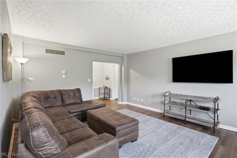 13800 Fairhill Road Shaker Heights OH 44120