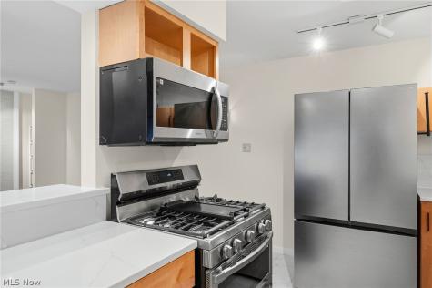 12900 Lake Avenue Lakewood OH 44107