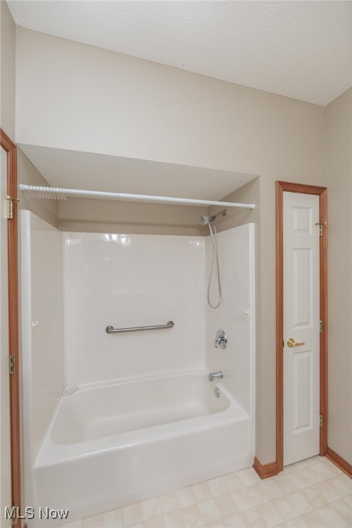 223 Village Drive W Seven Hills OH 44131