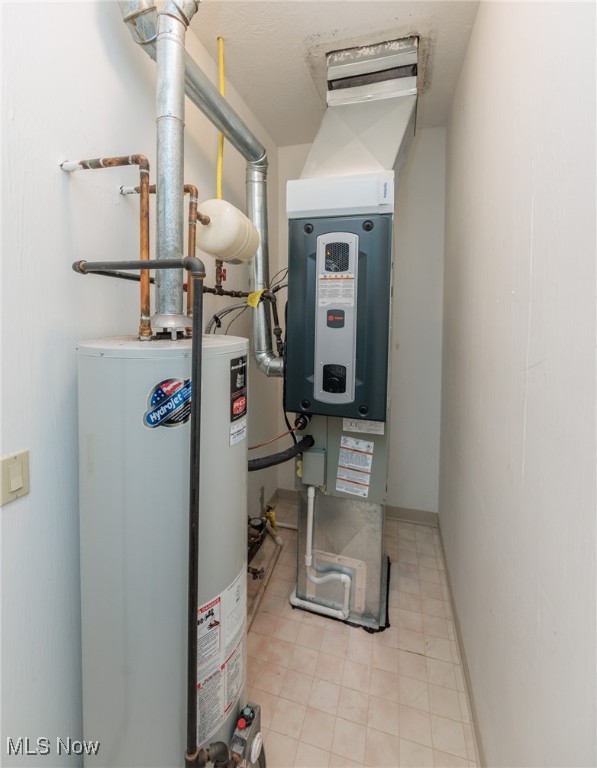 223 Village Drive W Seven Hills OH 44131