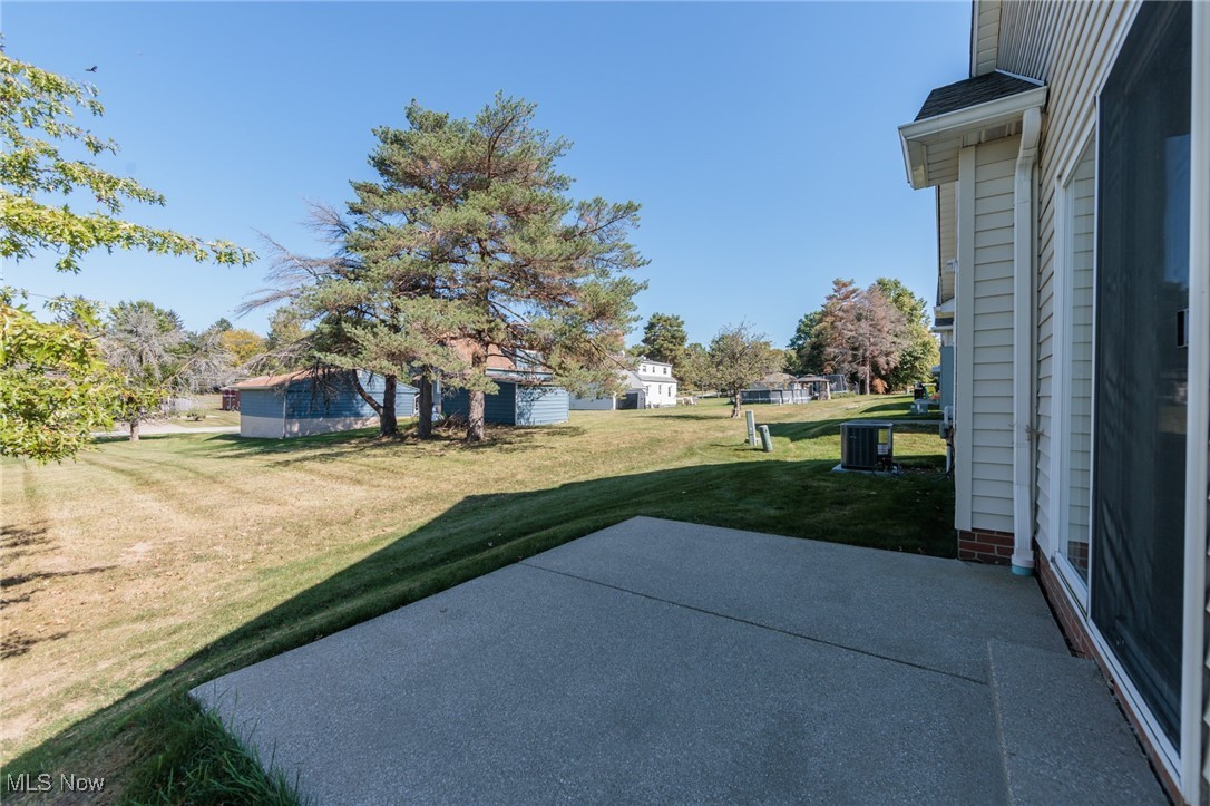 223 Village Drive W Seven Hills OH 44131