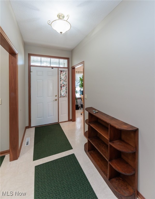 223 Village Drive W Seven Hills OH 44131