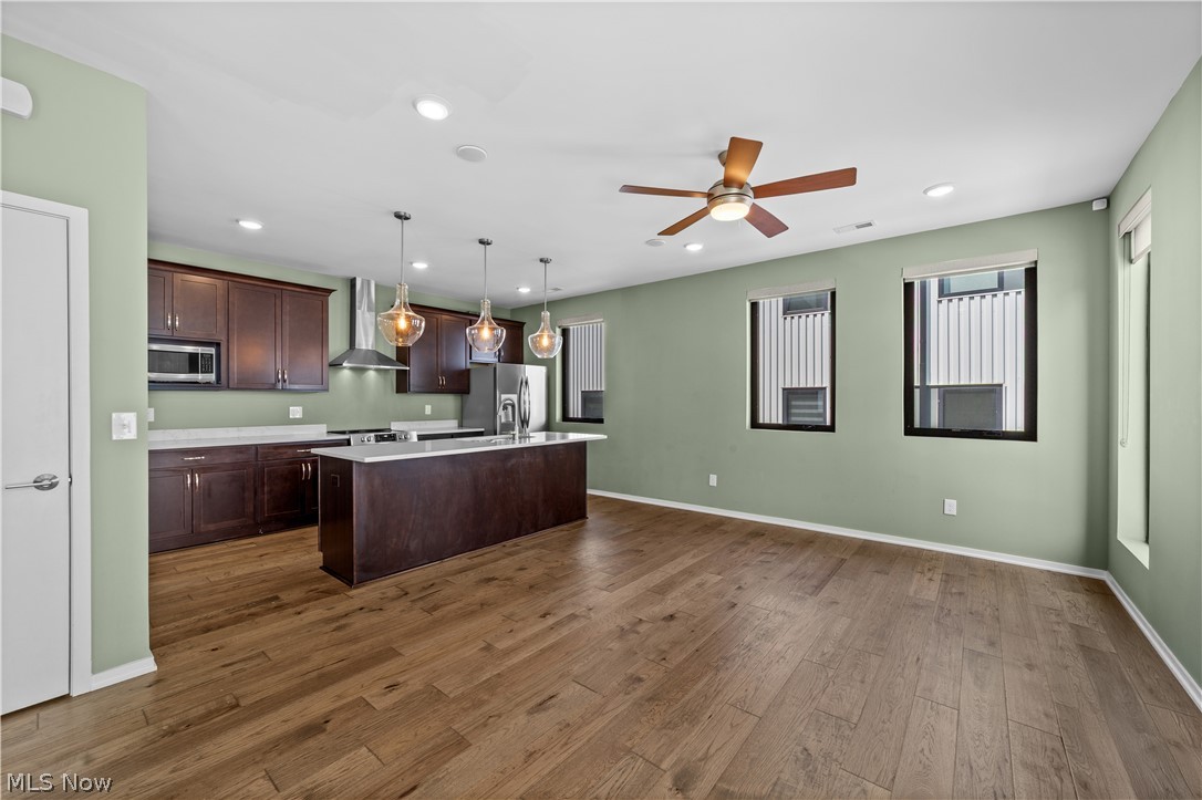 2334 W 16th Place Cleveland OH 44113