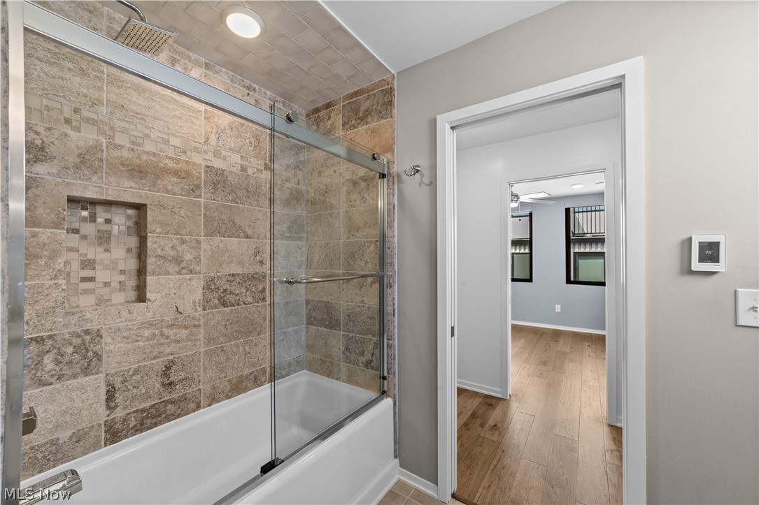 2334 W 16th Place Cleveland OH 44113