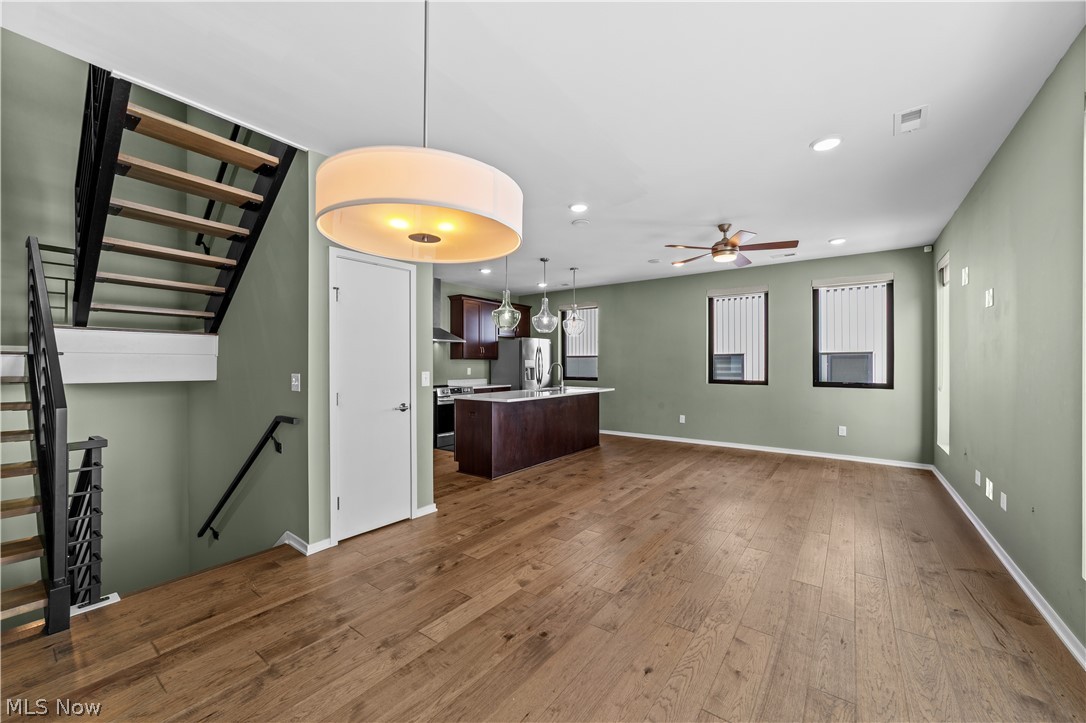 2334 W 16th Place Cleveland OH 44113