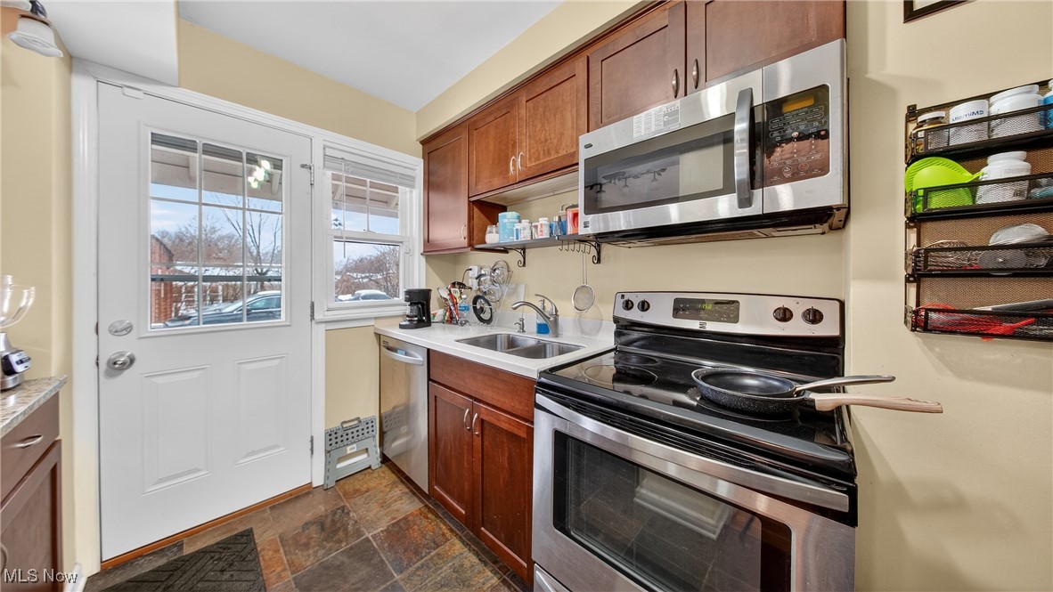 2684 Wooster Road Rocky River OH 44116