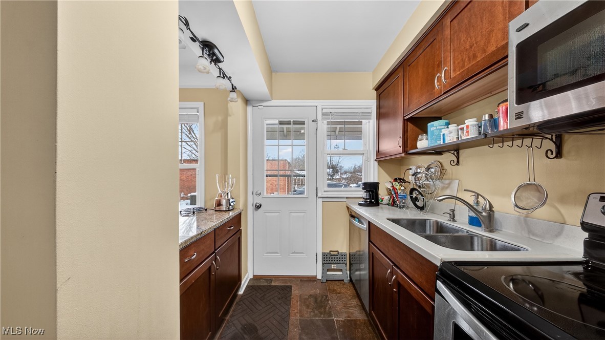 2684 Wooster Road Rocky River OH 44116