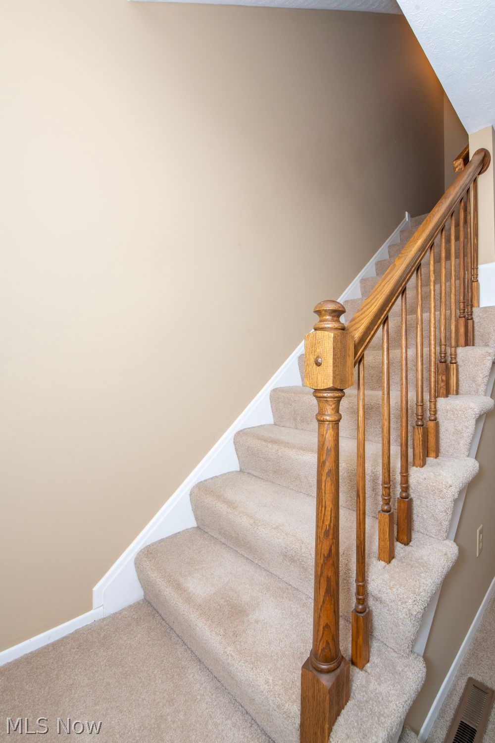 757 Tollis Parkway Broadview Heights OH 44147