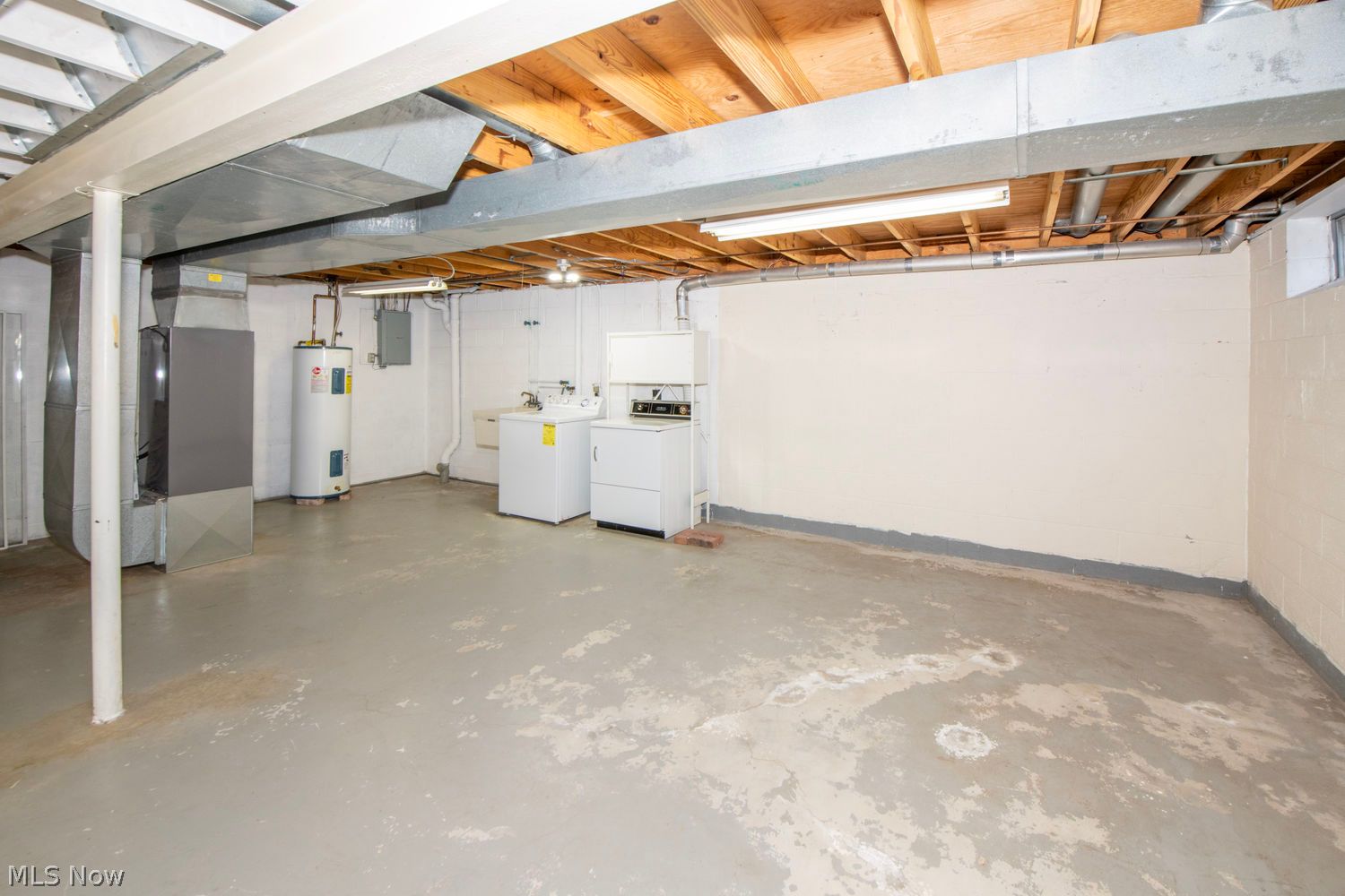 757 Tollis Parkway Broadview Heights OH 44147