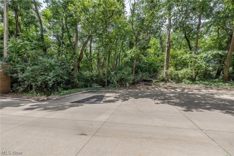 50 S Rocky River Berea OH 44017