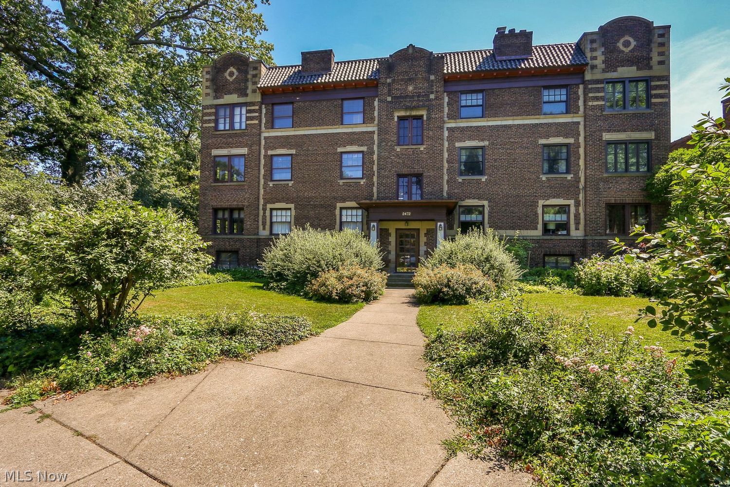 2472 Overlook Road Cleveland Heights OH 44106