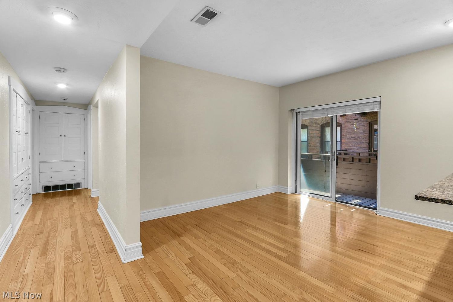 2472 Overlook Road Cleveland Heights OH 44106