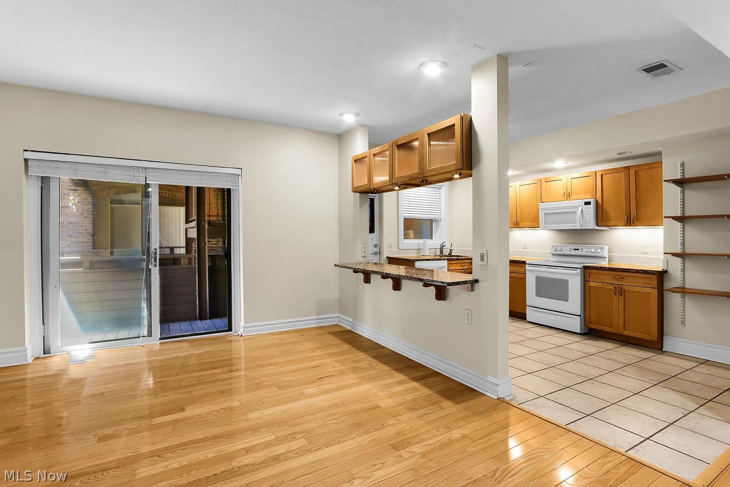 2472 Overlook Road Cleveland Heights OH 44106