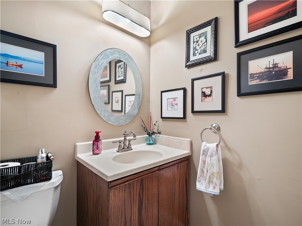 1378 Patti Park Westlake OH 44145