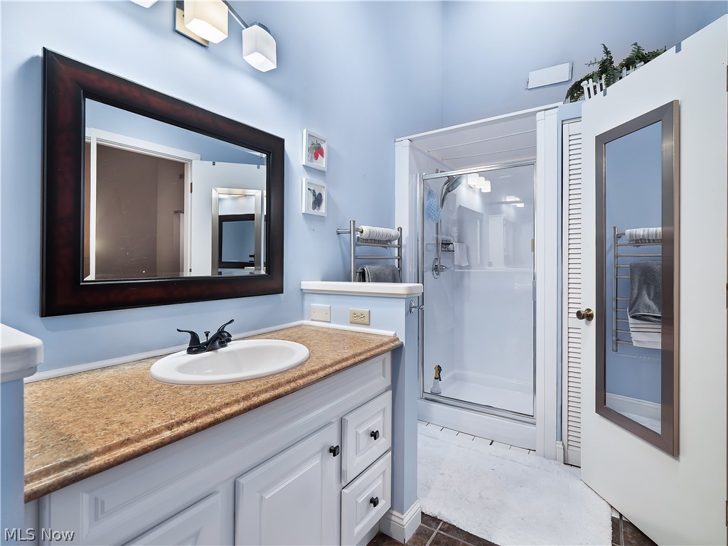 1378 Patti Park Westlake OH 44145
