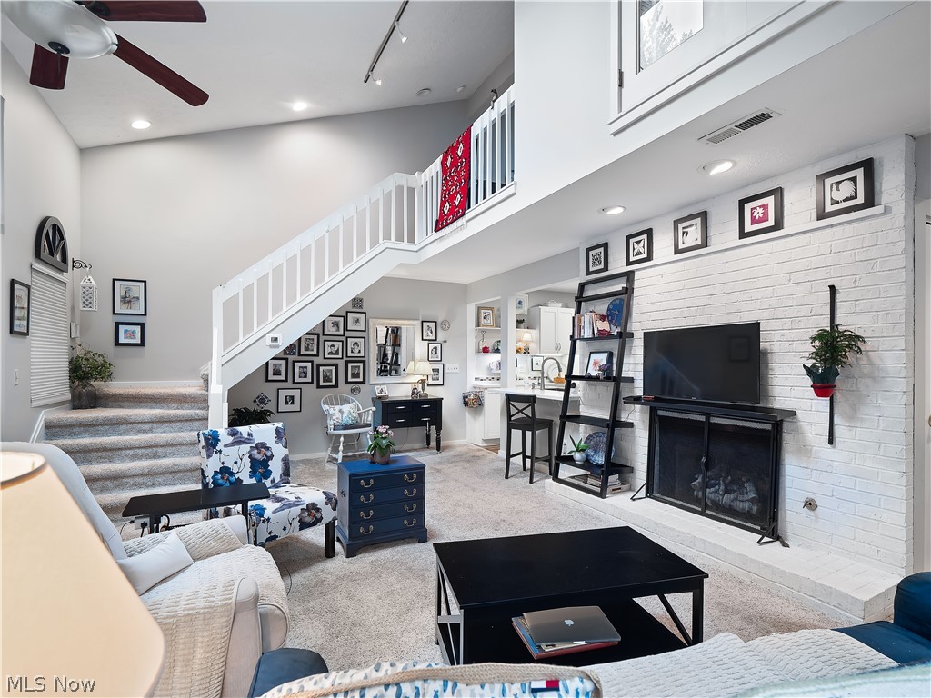 1378 Patti Park Westlake OH 44145