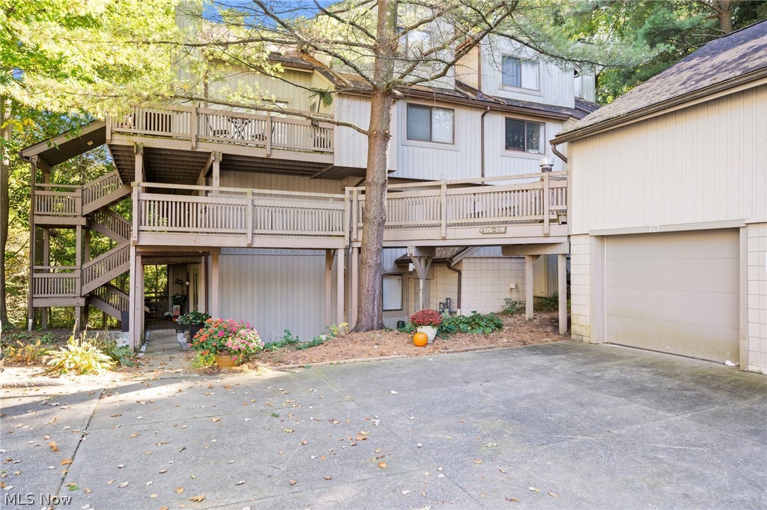 578 Meredith Lane Cuyahoga Falls OH 44223