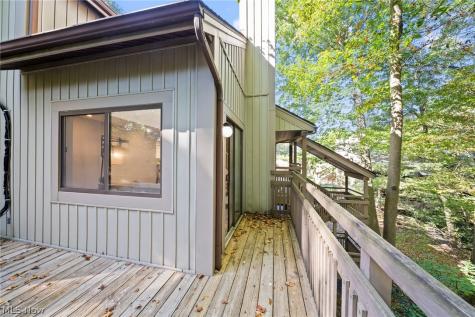 578 Meredith Lane Cuyahoga Falls OH 44223