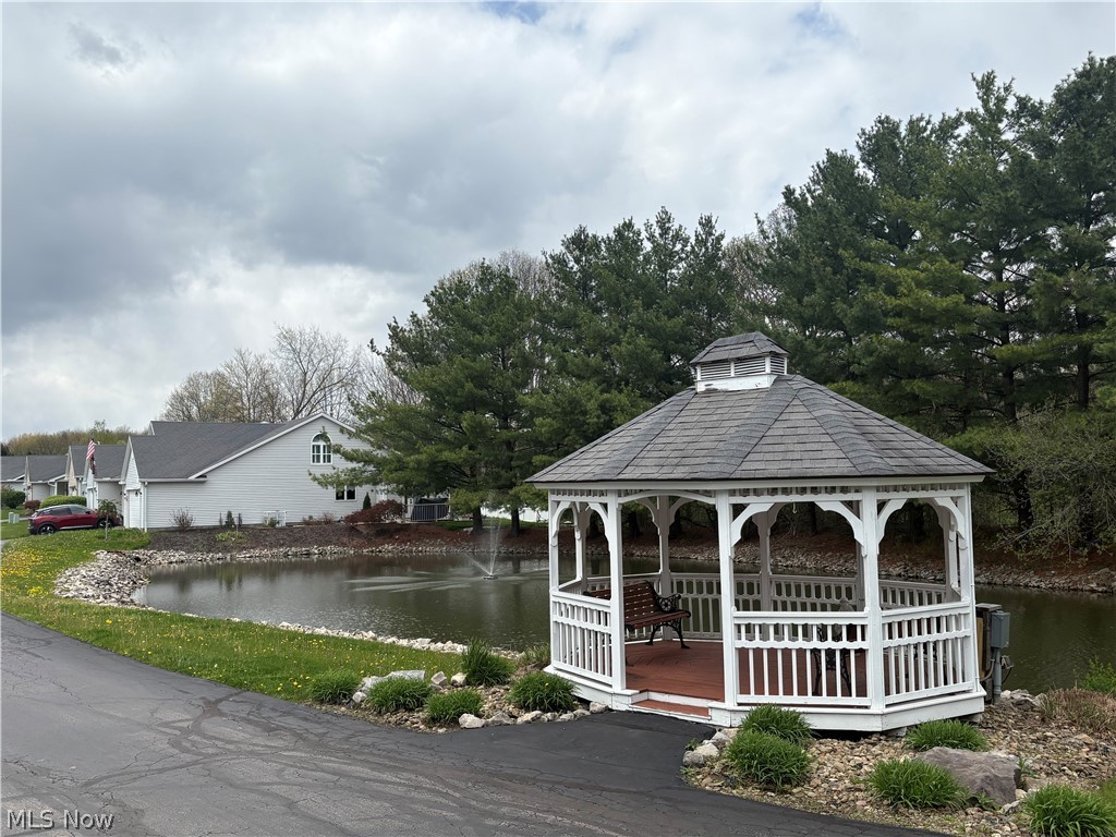 828 Woodfield Court Boardman OH 44512