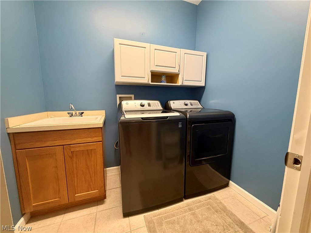 10945 Rocky Ledge Lane Painesville OH 44077