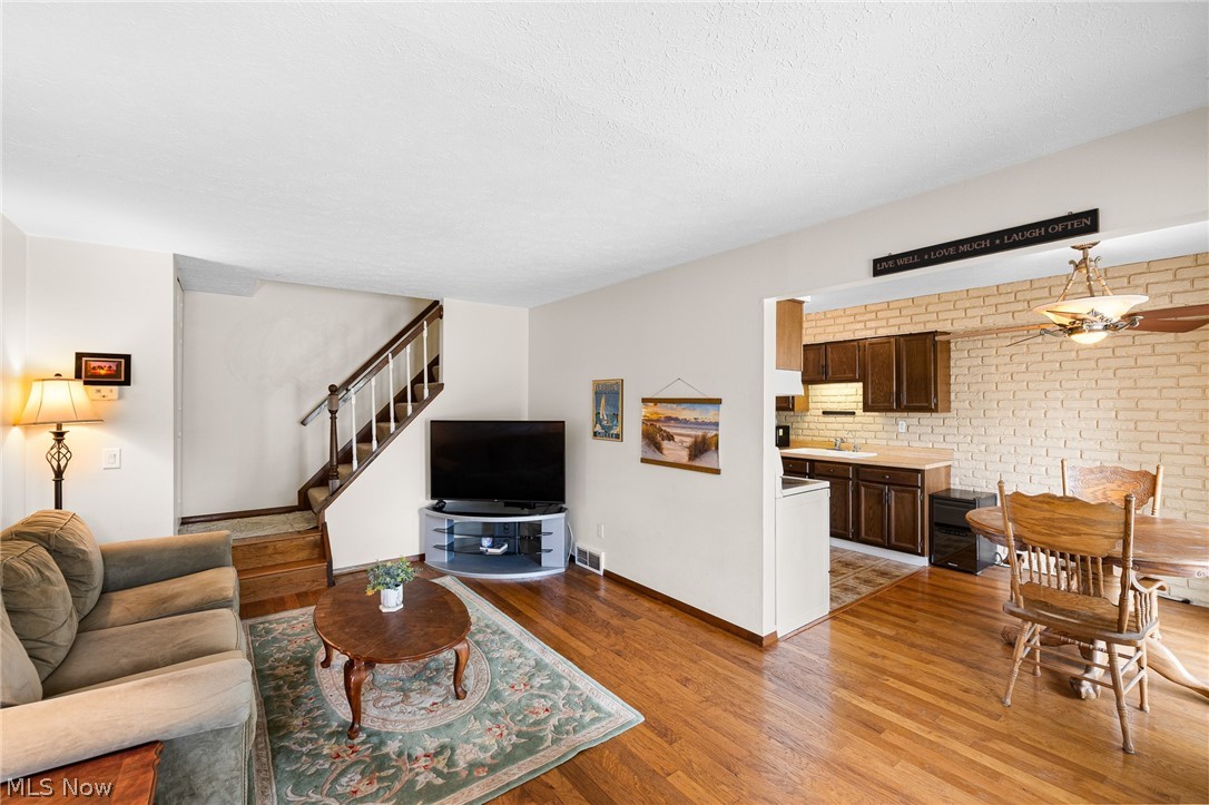 17220 Sheldon Court Brook Park OH 44142