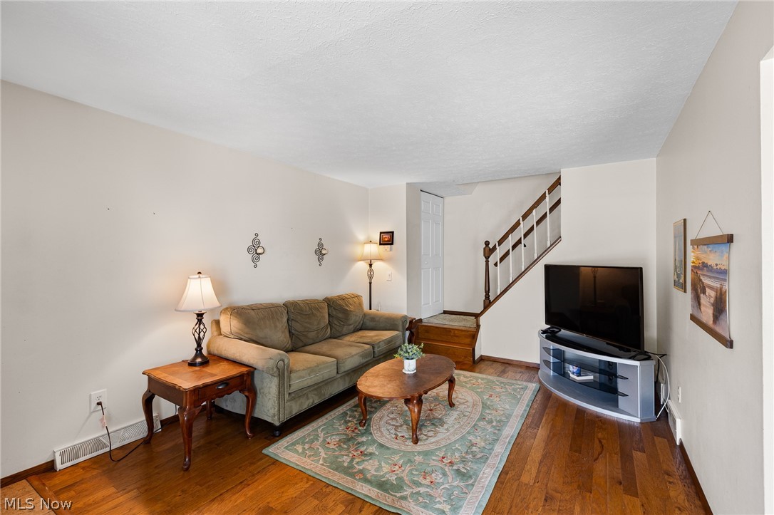 17220 Sheldon Court Brook Park OH 44142