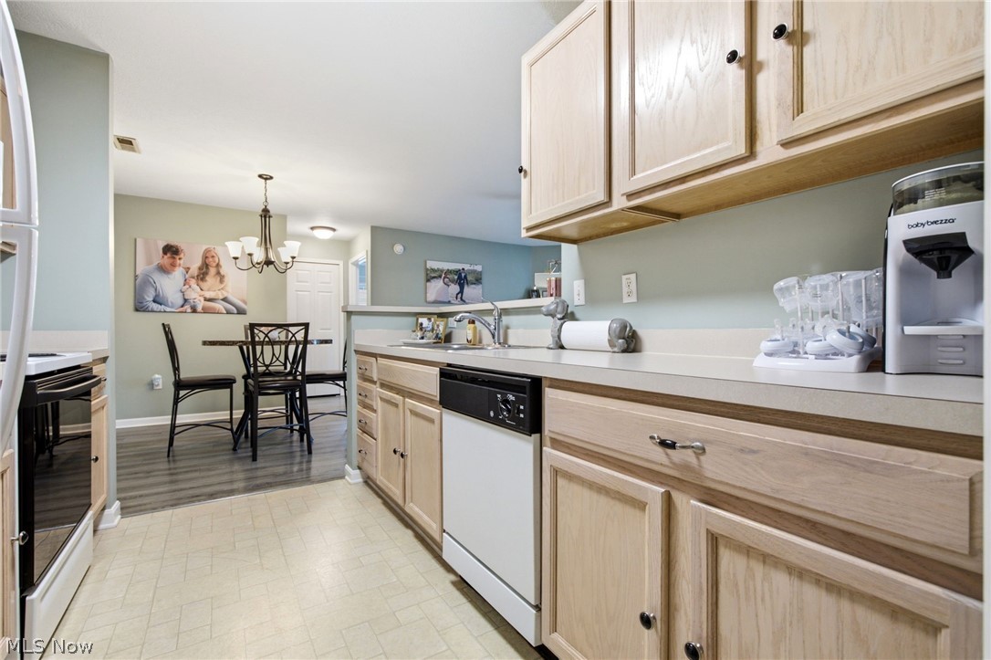 3284 Lenox Village Drive Fairlawn OH 44333