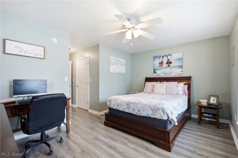 3284 Lenox Village Drive Fairlawn OH 44333