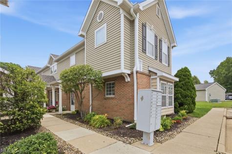 3284 Lenox Village Drive Fairlawn OH 44333