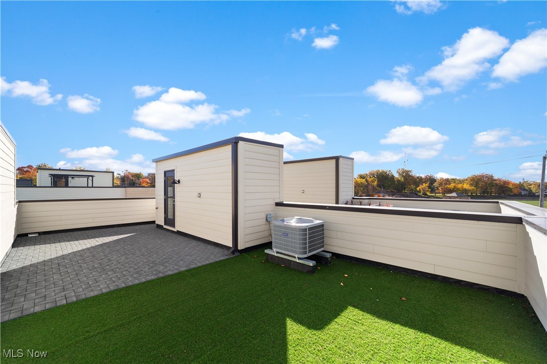 11203 N Park Place Cleveland OH 44104