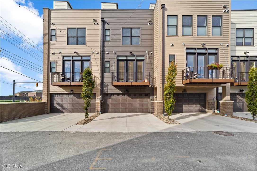 11203 N Park Place Cleveland OH 44104
