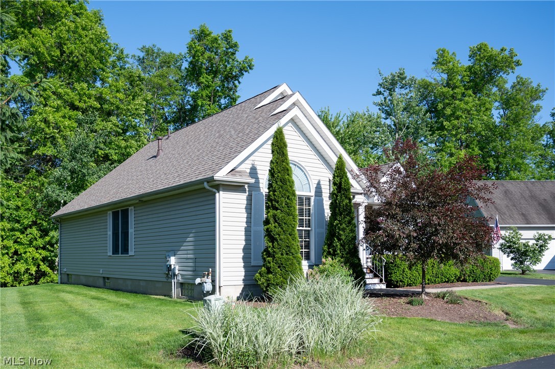 5216 Nashua Drive Austintown OH 44515