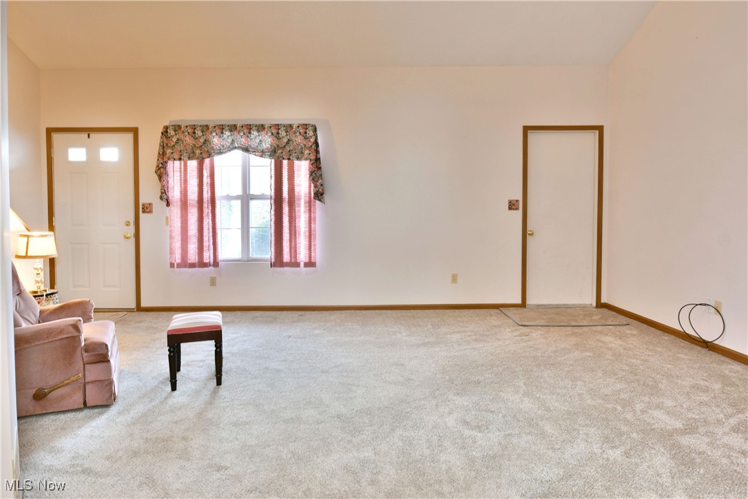 3477 Ivy Hill Circle Cortland OH 44410