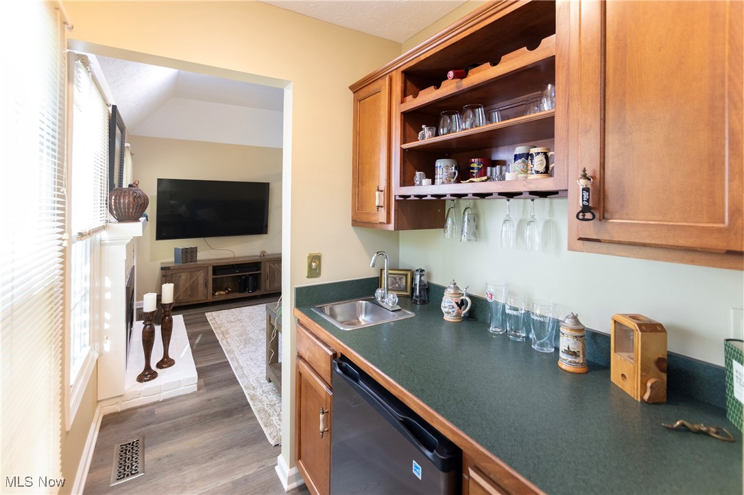 225 Westwind Drive Avon Lake OH 44012