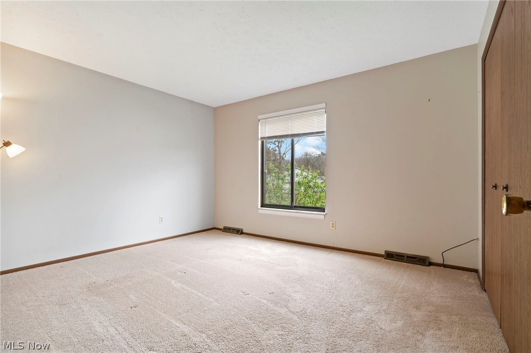 32635 Jefferson Drive Solon OH 44139