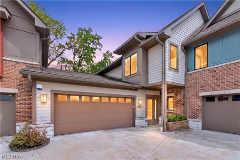 1363 Slate Court Cleveland Heights OH 44118