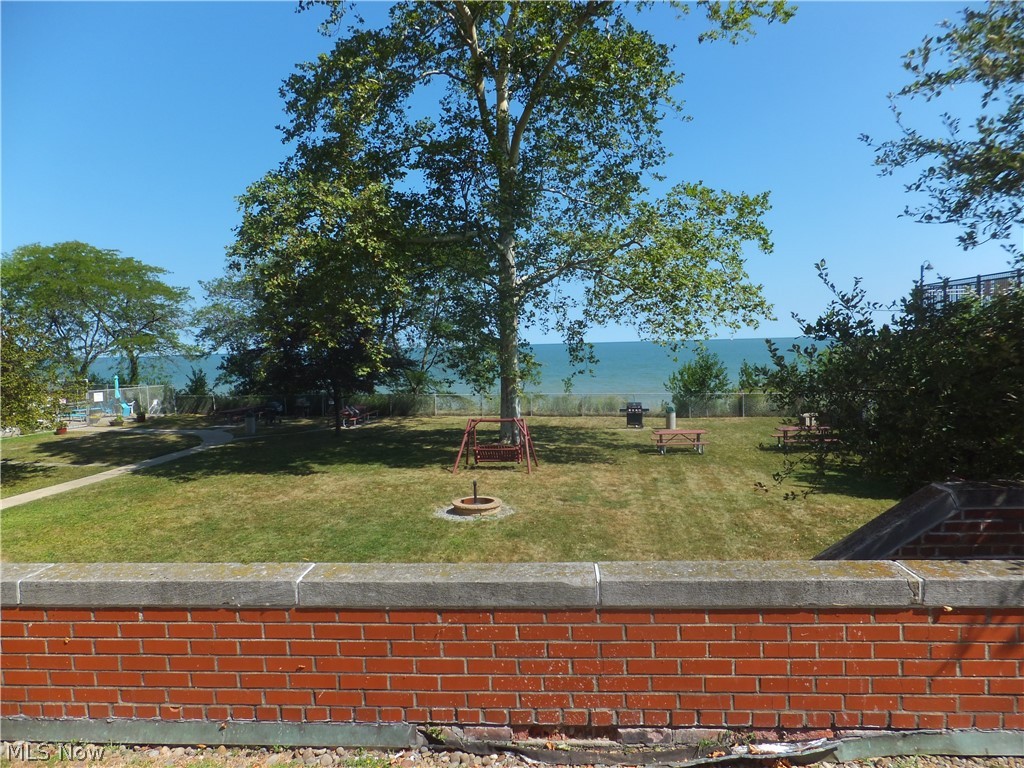 11820 Edgewater Drive Lakewood OH 44107
