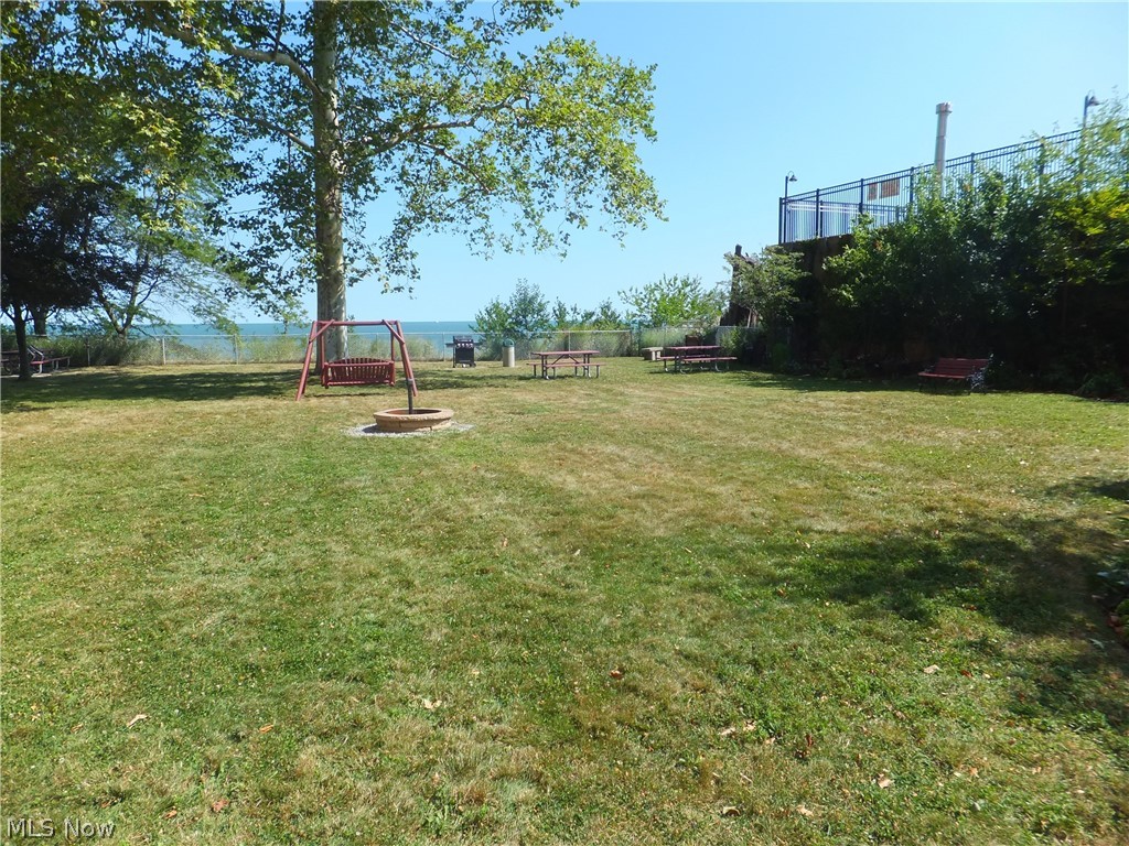 11820 Edgewater Drive Lakewood OH 44107