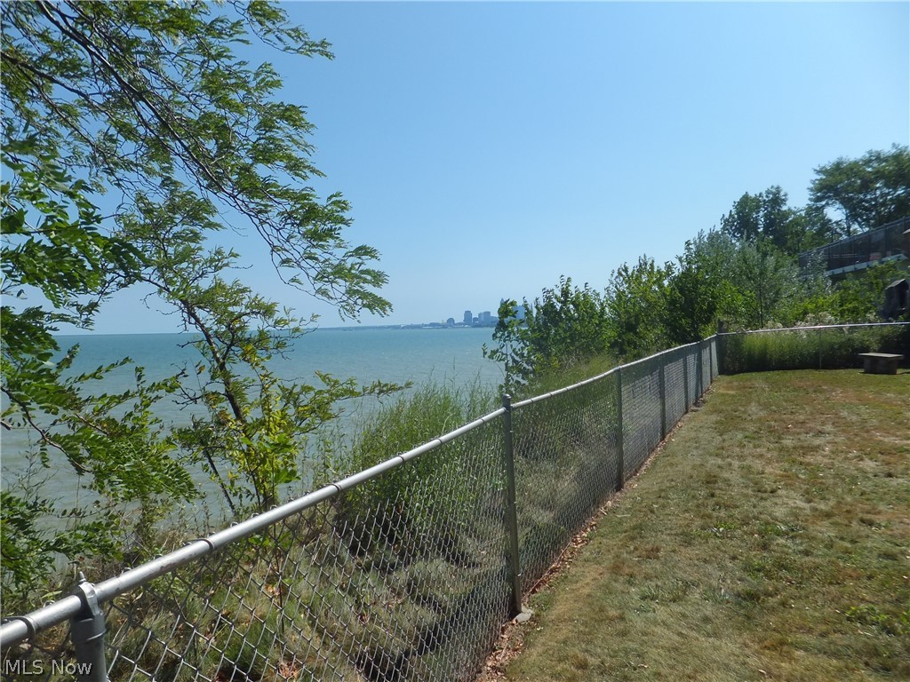 11820 Edgewater Drive Lakewood OH 44107