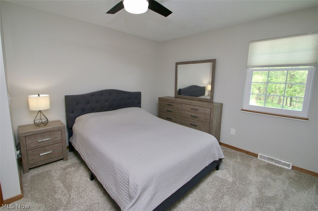 37575 Ocean Reef Willoughby OH 44094