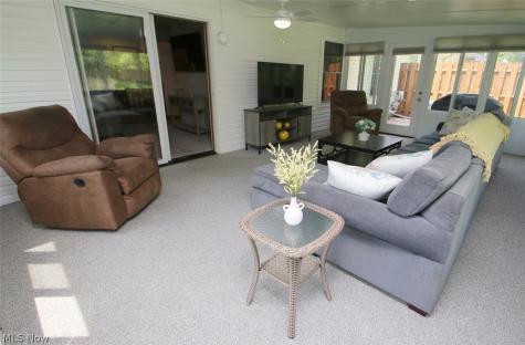 37575 Ocean Reef Willoughby OH 44094